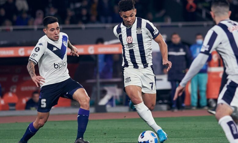 Talleres cayó con Vélez en un Mario Kempes lleno y le dijo adiós a la Copa